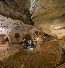 Cave of the Winds Mountain Park